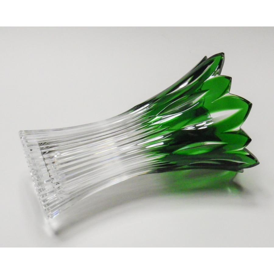 緑色 クリスタルカットガラス 花瓶 バルーン型 緑色 クリスタルカットガラス 花瓶 バルーン型