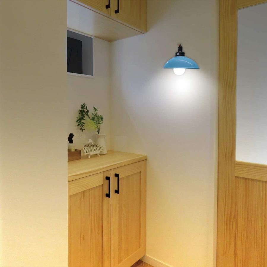 センサーライト LEDペンダント型 乾電池式 2個セット 大進 屋内用 明暗