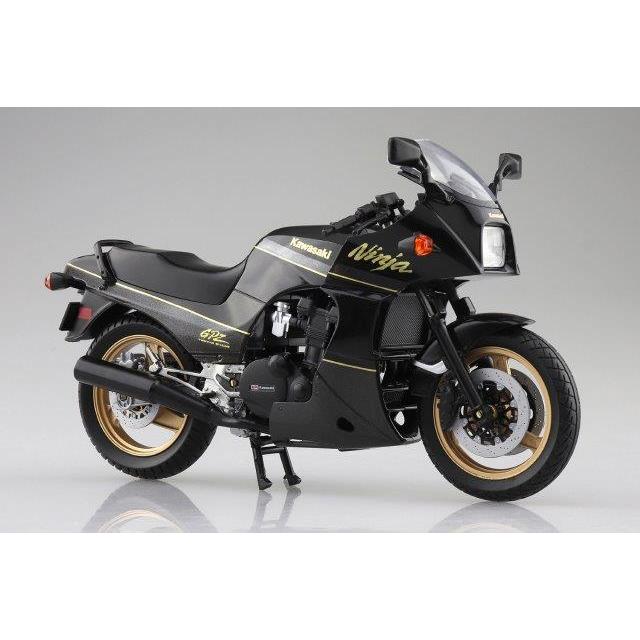 AOSHIMA 1/12 Kawasaki GPz900R 黒/金 KAWASAKI GPz900R 黒/金 フィギュア アオシマ : バイク用品店カムカム