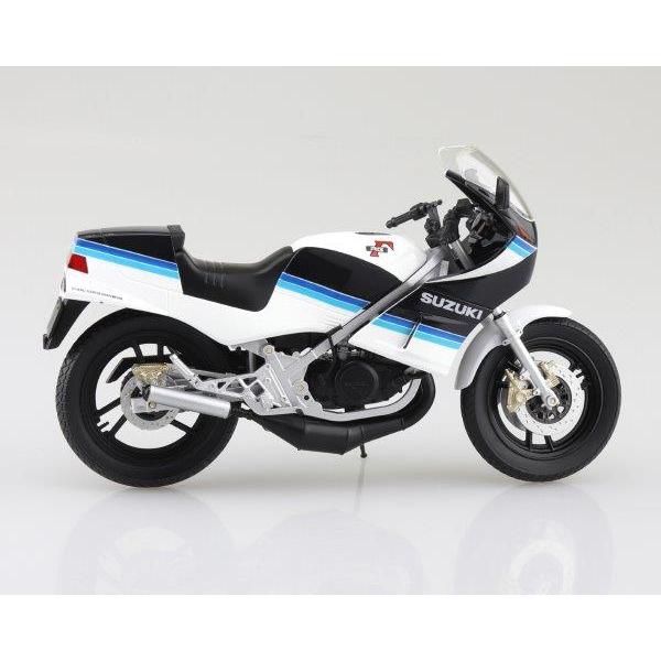 SUZUKI RG250Γ ブルー×ホワイト フィギュア アオシマ : バイク用品店
