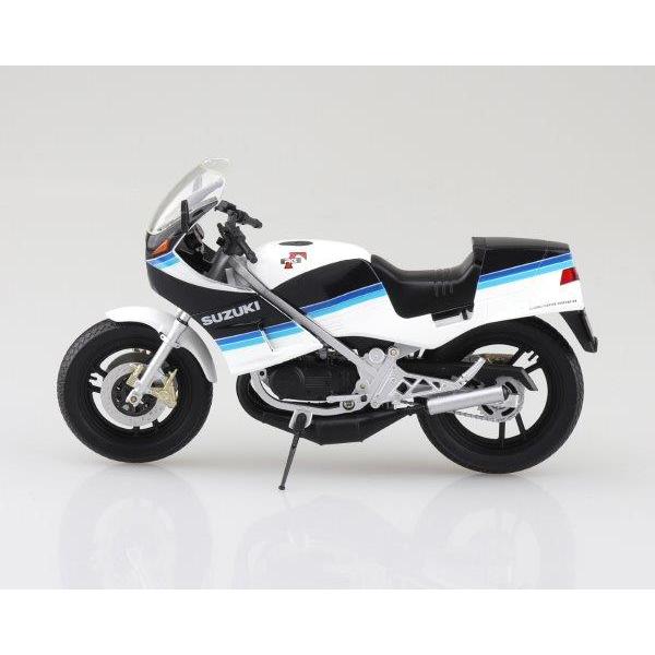 SUZUKI RG250Γ ブルー×ホワイト フィギュア アオシマ : バイク用品店