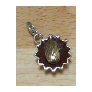 安いそれに目立つ ノーブランド品 Q Pot キューポット アーモンドチョコレート シルバーチャーム 検索 ネックレス リング ピアス イヤリング ブレ レディースアクセサリー