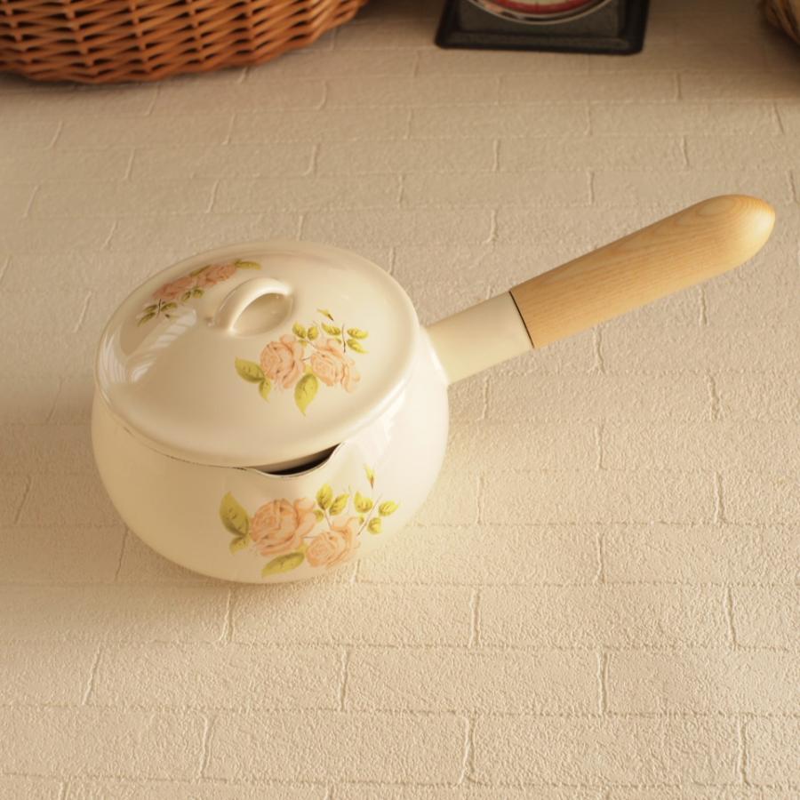 ☘️イマン imane☘️ ダイアナローズ　ホーロー両手鍋　魔女のお鍋 イマン ダイアナローズ 魔女のお鍋 【公式通販】