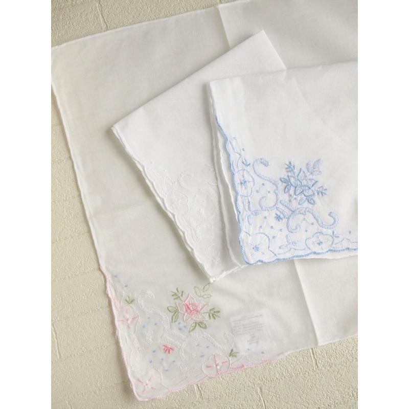 セール！30%off！アンティークレース風 スワトウ刺繍 レースハンカチ 