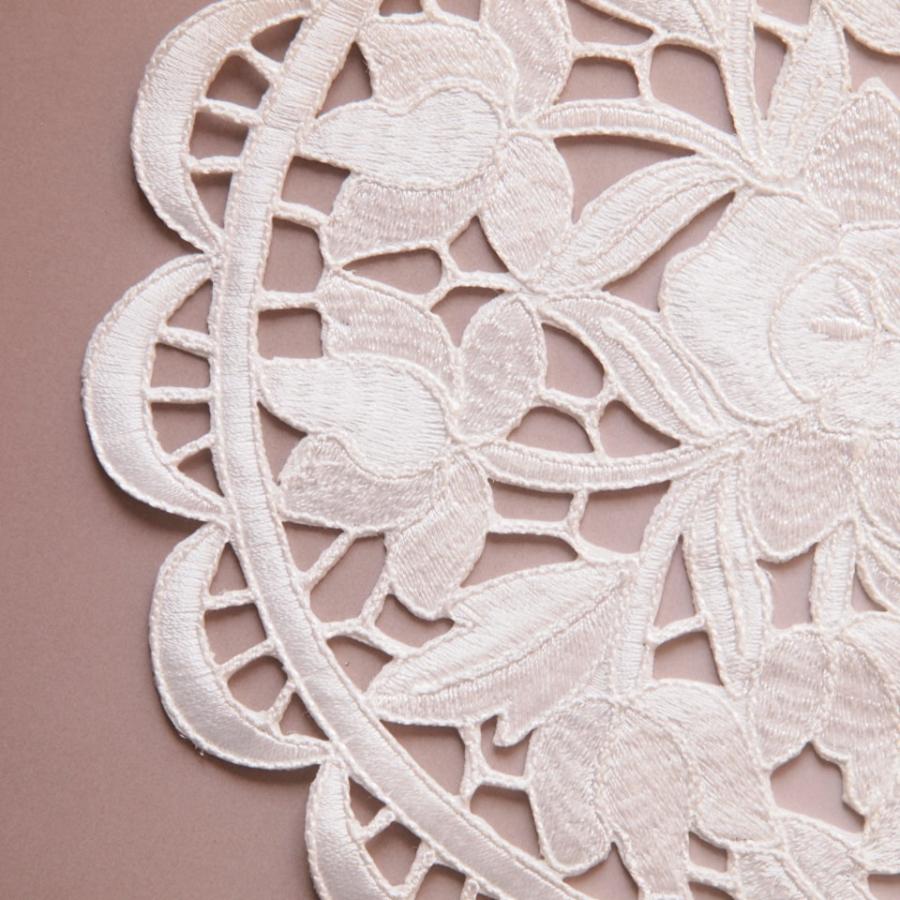 花瓶敷 20cm 高級刺繍ドイリー アルテローザ ホワイトアンティーク調