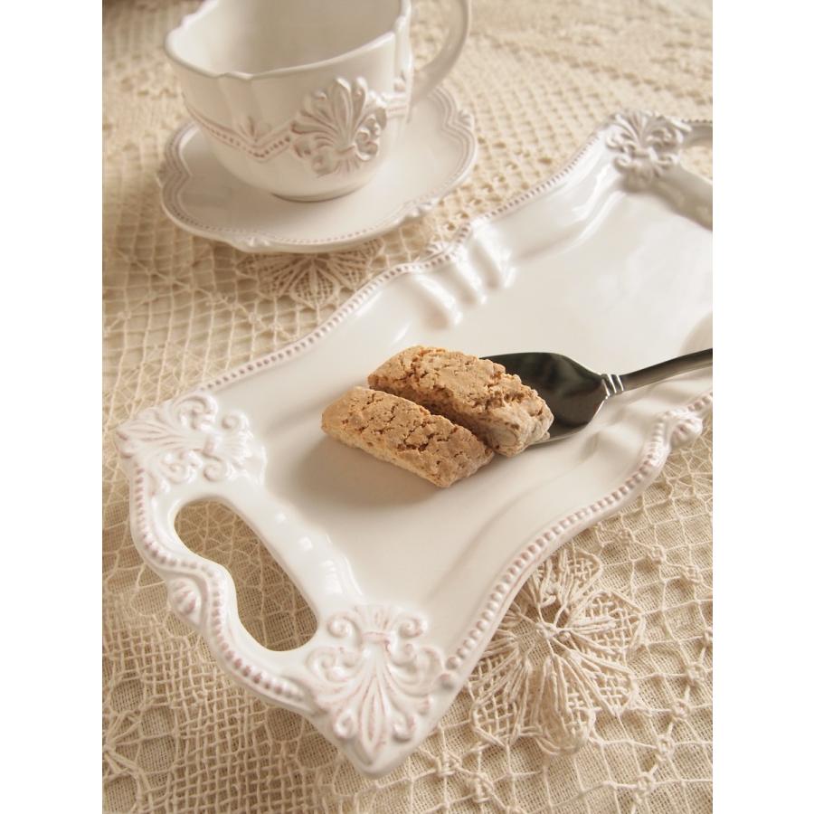 カフェ風食器 クラッシックスタイル レリーフ サンドイッチプレート フルール アンティーク調 Hm 1340 雑貨屋カンフィ 通販 Yahoo ショッピング