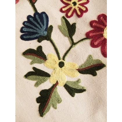 テーブルクロス　花柄模様　刺繍入りさ セール 60%OFF インテリア雑貨 刺繍入り テーブルクロス マルチ