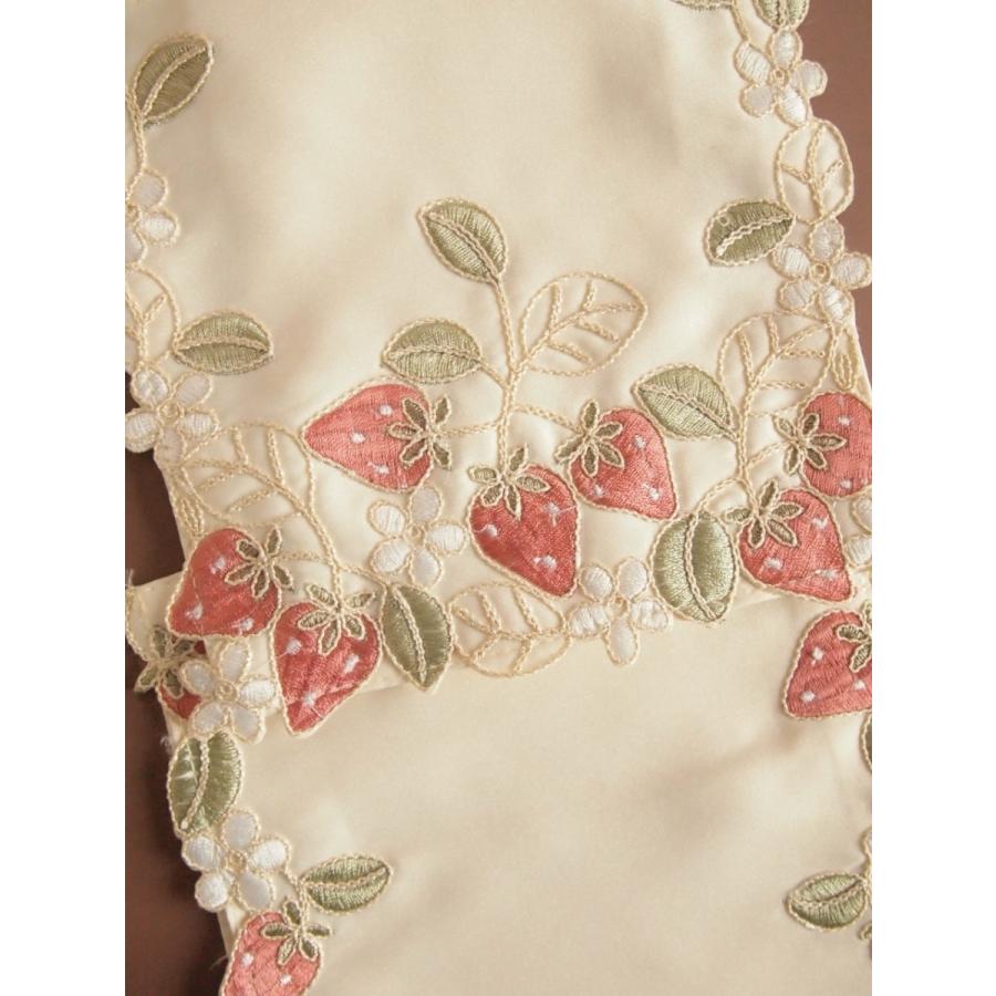 アンティークレース風  刺繍 トイレットペーパーホルダー いちご ストロベリー |  | 05