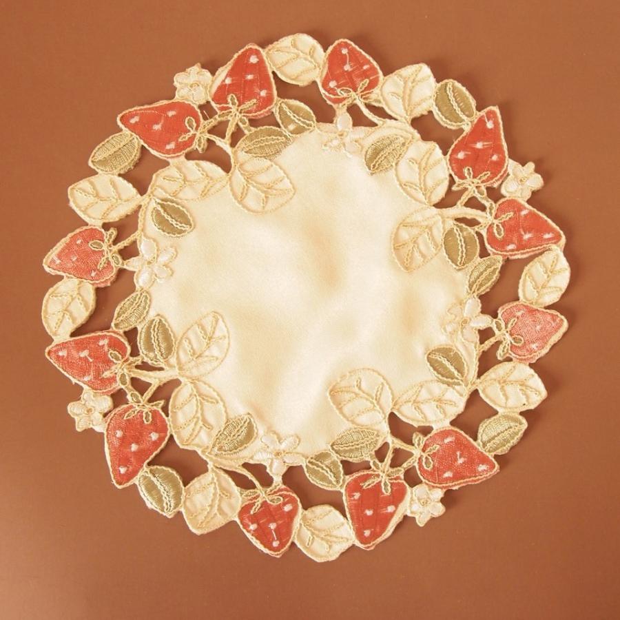アンティークレース風 高級コード刺繍ドイリー いちご ストロベリー