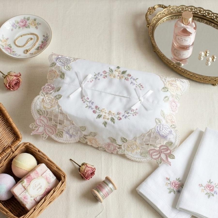 高級刺繍ティッシュカバー ティッシュケース リボン＆ローズ オフ