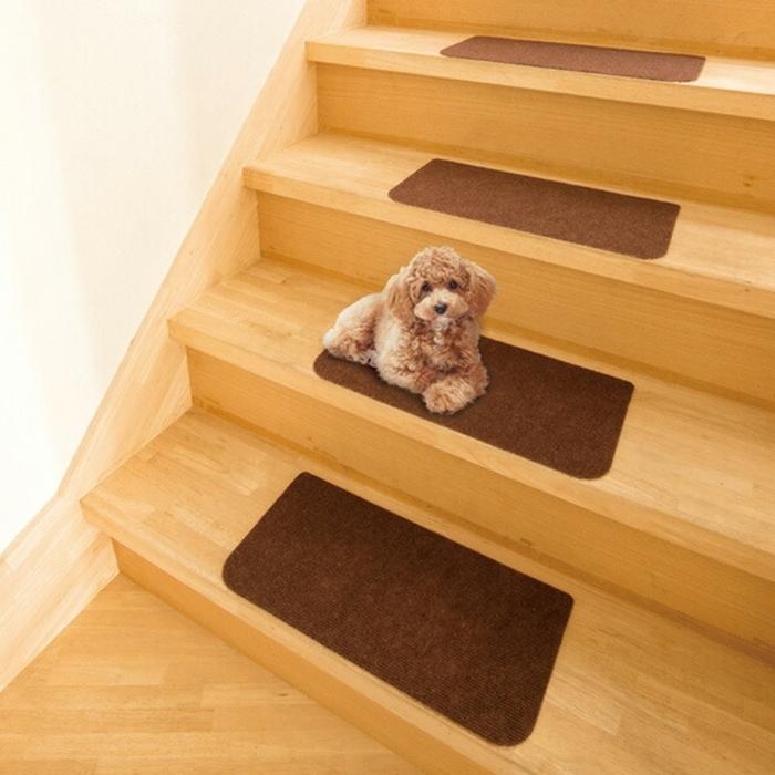 吸着階段マット15枚入 ブラウン 防音効果 置くだけ ペット いたずら キズ 犬 老犬 |  | 02