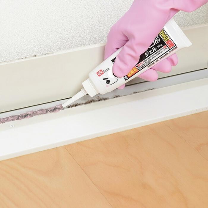 ＧＮ黒カビくんカビとりジェル100ｇ ゴムパッキン タイル目地 シャワーカーテン カビ取り剤 お風呂掃除 |  | 01