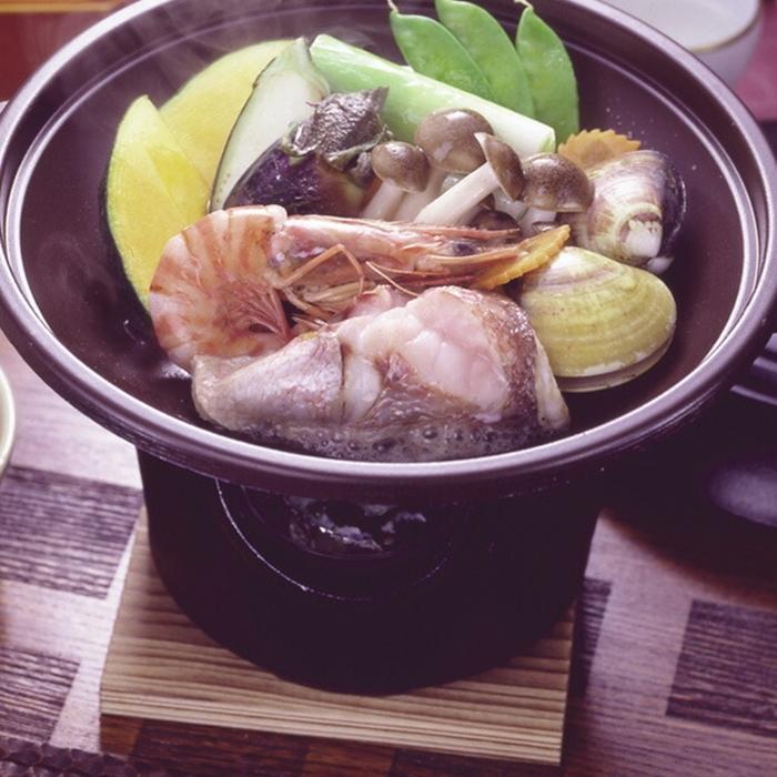 鉄鋳物 コンロ(敷板付)  いろり鍋用 鍋台 敷板 卓上コンロ 一人用 料亭 旅館 民宿 業務用 家庭用 |  | 02