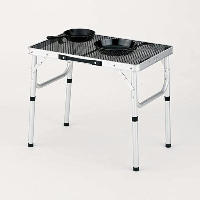 メッシュトップテーブル 60x40 BBQ バーベキュー キャンプ アウトドア 折りたたみ 耐熱 耐水性 メッシュ天板 |  | 03