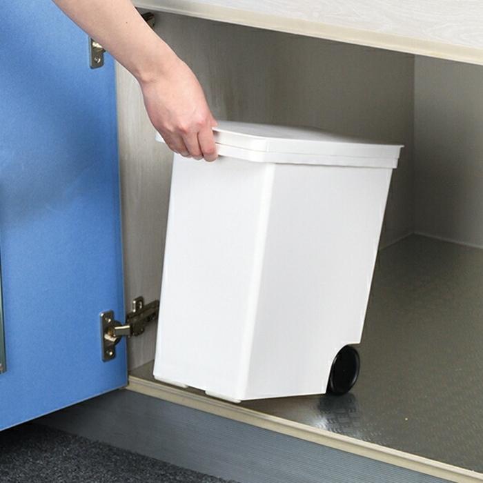 袋のまま保存米びつ5kg用(1合カップ付) キャスター付き 米びつ 米櫃 おしゃれ 保存容器 コンパクト |  | 02