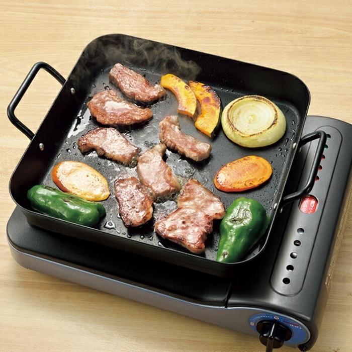 IHでもガスでも使える鉄製角型プレート25ｘ25cm 鉄板 調理器具 料理道具 キッチン用品 台所用品 |  | 01