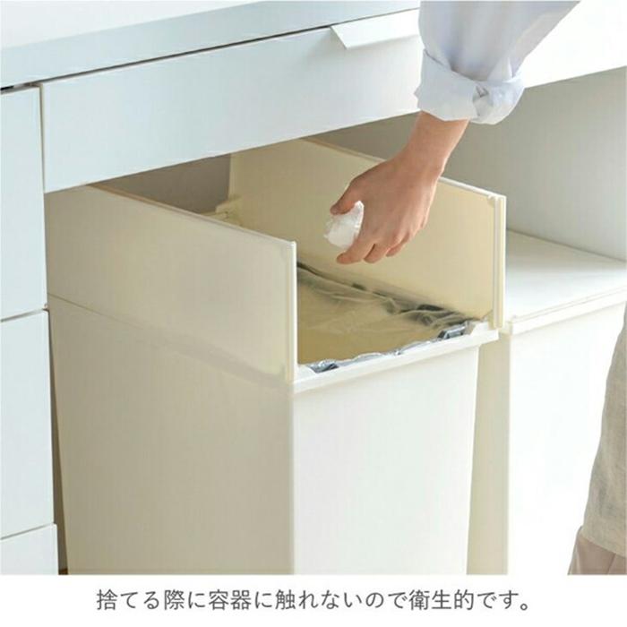 SOLOW ペダルオープンツイン20L ホワイト ゴミ箱 ダストボックス くず入れ ごみ入れ ペダル 抗菌加工 ふた付き 蓋付き おしゃれ 日本製 |  | 03