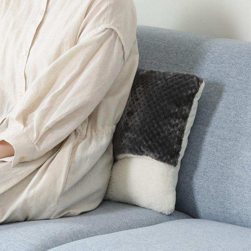 6個セット まとめ買い サーケル ワッフルフリース 足ポカクッション スチール 冷え対策 ルームシューズ オフィス スリッパ フットウォーマー 脚用クッション |  | 05