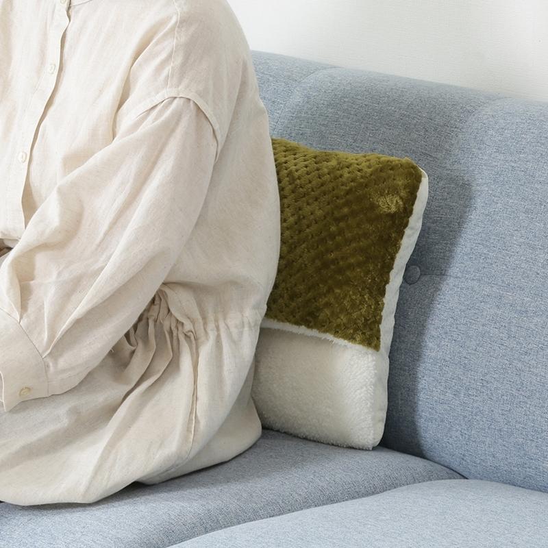 6個セット まとめ買い サーケル ワッフルフリース 足ポカクッション モス 冷え対策 ルームシューズ オフィス スリッパ フットウォーマー 脚用クッション 足用 |  | 05