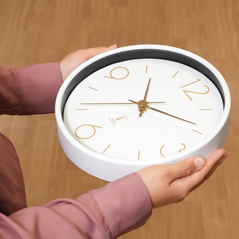 3個セット まとめ買い 電波掛時計 アリオス Φ25cm ホワイト おしゃれ 掛け時計 壁時計 シンプル インテリア 雑貨 ウォールクロック |  | 04