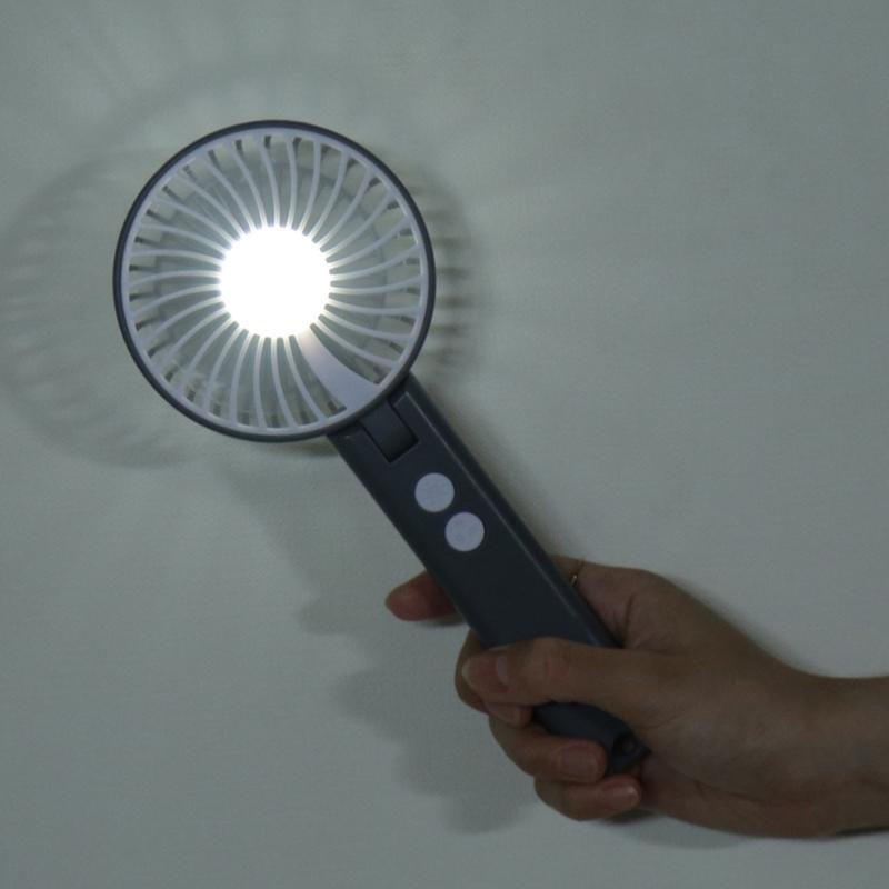 6個セット まとめ買い ミニＬＥＤ付ハンディファン グレー 卓上 ハンディ 携帯 持ち歩く 小型扇風機 おしゃれ かわいい |  | 04