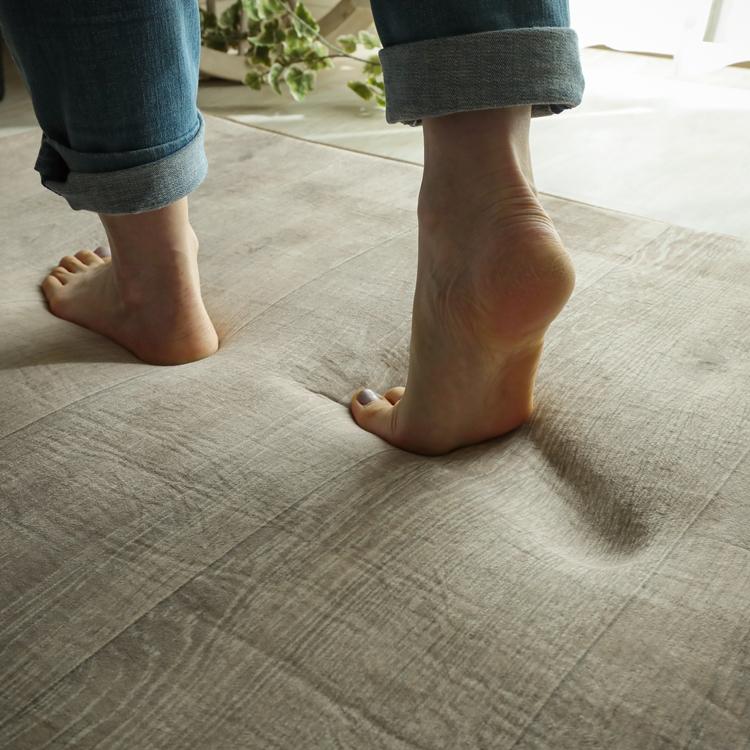 DPホリデー オーク 130x190cm ラグ マット リビングラグ ダイニングラグ すべり止め加工 抗菌 防臭 洗える オールシーズン ホットカーペット 床暖房 高級感 |  | 02