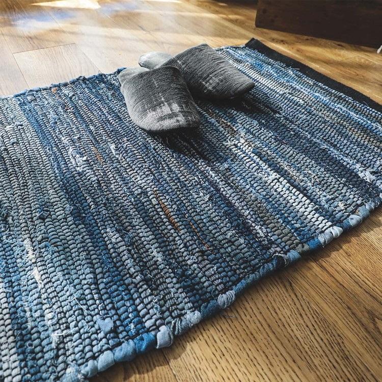 ユーズドデニム メーア 50x80cm BL ラグ マット 玄関マット エントランス 防ダニ すべり止め 抗菌消臭 オールシーズン おしゃれ モダン 床暖 ホットカーペット |  | 01