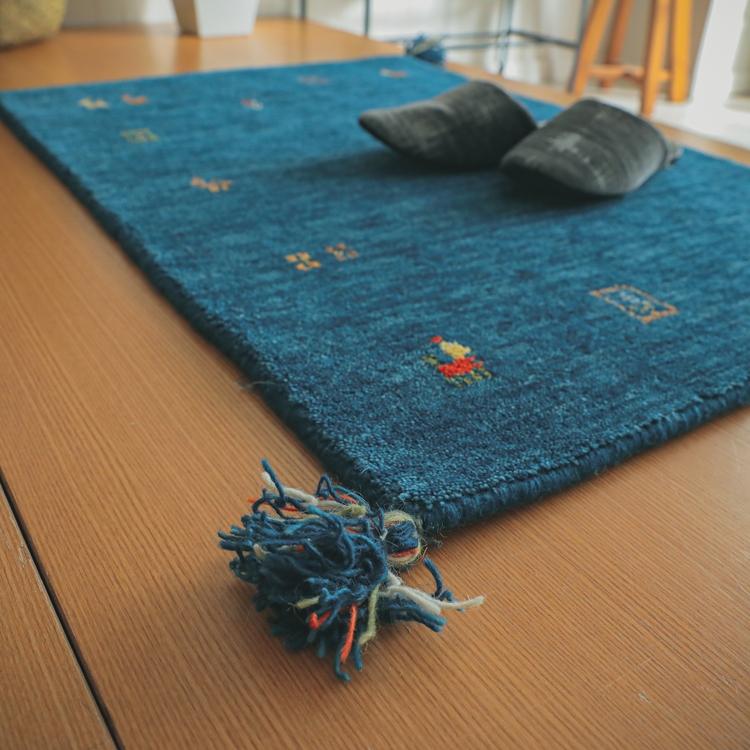 ソヨカ マット 60x90cm ブルー 玄関マット エントランス 天然羊毛インド製手織りギャッベ オールシーズン おしゃれ ホットカーペット 床暖房 高級感 |  | 01