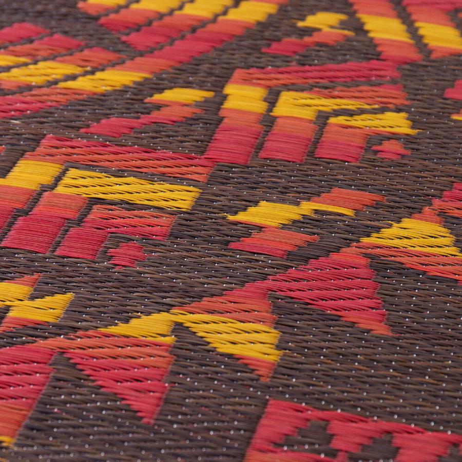 アステカ柄 い草ラグ カーペット 裏貼有 畳上敷き 畳 茣蓙 い草マット センターラグ  マット ラグマット アステカ 直径約180cm レッド カーペット 防カビ |  | 04