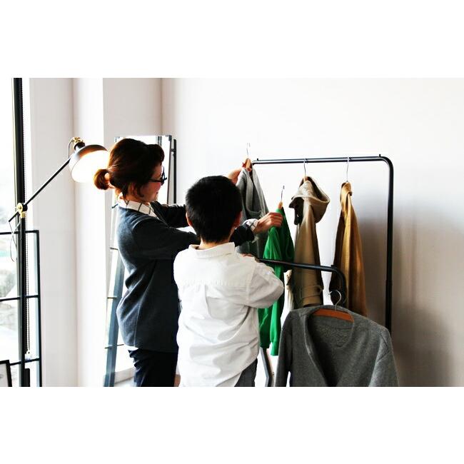 ハンガーラック ポールハンガー パイプハンガー 2段 棚付き おしゃれ キャスター付き コートハンガー 洋服掛け コート掛け 2連 衣類収納 スチール |  | 17