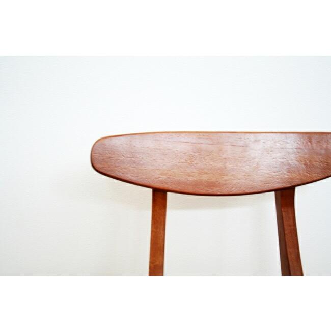 チェア ダイニングチェア 完成品 デスクチェア 食卓チェア 食卓椅子 アームレス 肘なし レザー風 合成皮革 レトロ 木製 PVC コンパクト 省スペース |  | 09