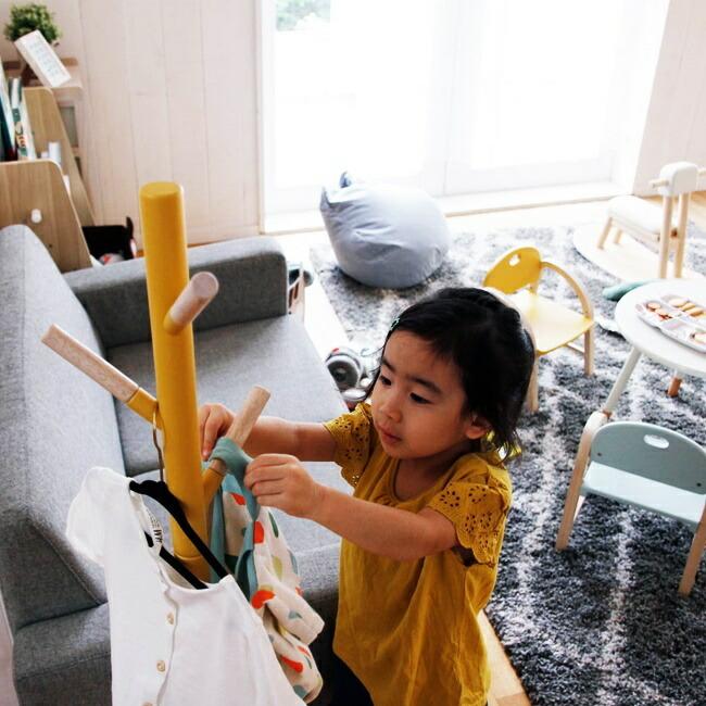 ポールハンガー 洋服掛け 子供 かわいい 北欧 おしゃれ キッズ 子供用 ハンガー 衣類収納 ハンガーポール イエロー ブルー グレー アイボリー ピンク |  | 03