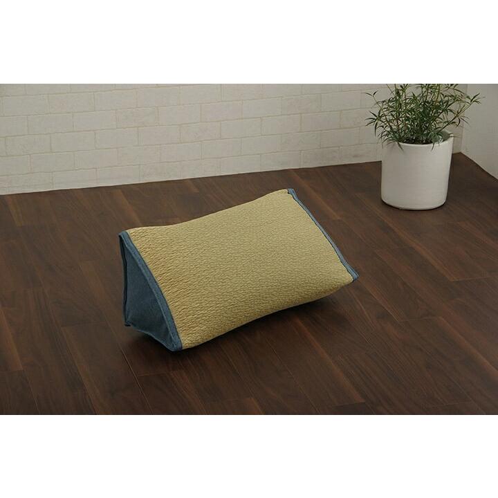 い草 くつろぐ ソファにおすすめ クッション 枕 ソファ枕 さらさら 消臭 シンプル 約20×50×20cm |  | 17