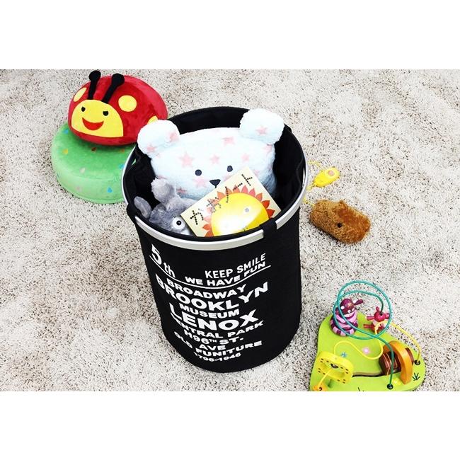 ランドリーバッグ 自立 おしゃれ かわいい ランドリーバスケット おもちゃ箱 小物収納 大容量 収納バッグ ブラック 英字 ブルックリン シンプル カジュアル 黒色 |  | 03