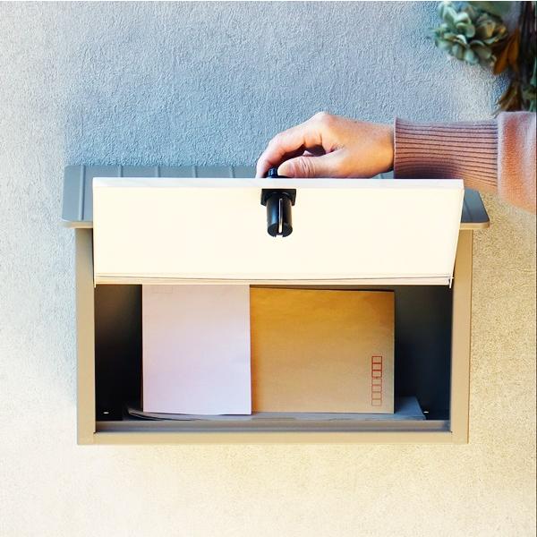 壁掛けポスト 郵便ポスト おしゃれ 北欧 レトロ A4対応 新聞受け 後付け 完成品 かわいい 一戸建て 玄関前 メールボックス 木目 コンパクト 鍵付き ダイヤル錠 |  | 06