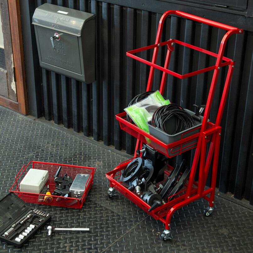 マルチワゴン ROBUST キッチンワゴン ディスプレイワゴン おしゃれ キャスター付き 角度調整 小物入れ スチール カゴ3段 |  | 02