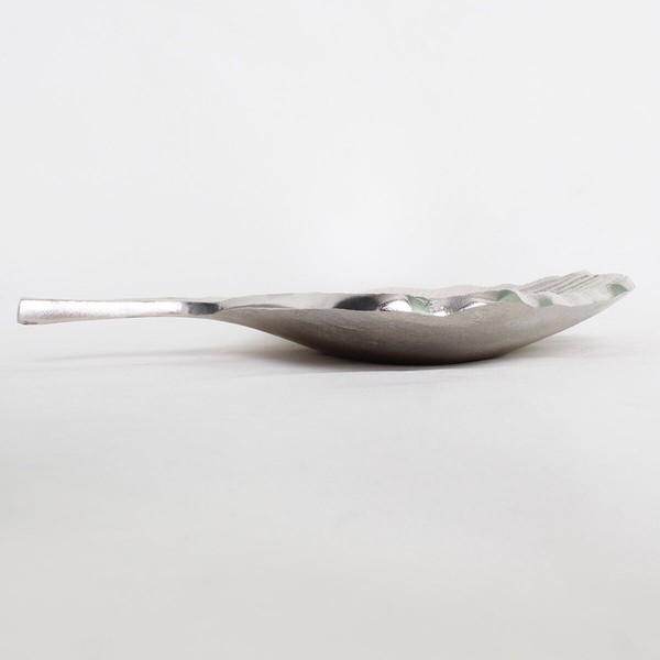 シルバーのリーフトレイ 大小セット お盆 トレー 小物入れ 小物収納 おしゃれ アンティーク 高級感 |  | 03