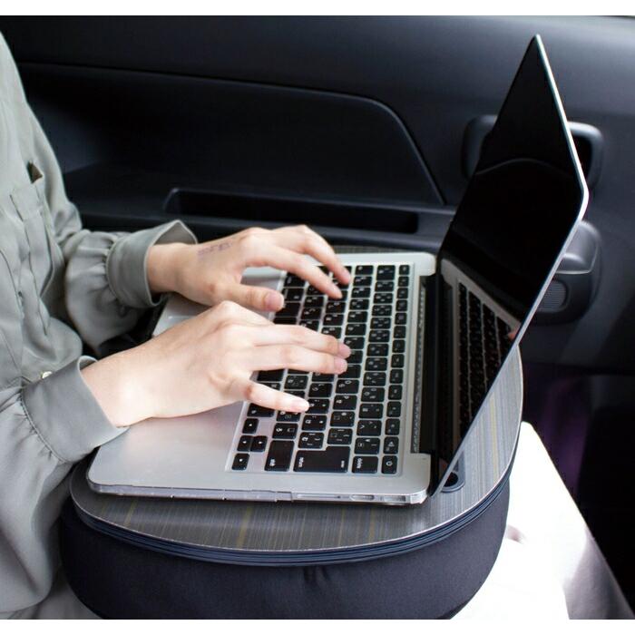 膝上で使えるミニテーブルクッション 膝 膝上 軽作業 メモ ノート パソコン PC 車内 ソファ 椅子 ベッド 枕 おしゃれ  ひざ乗せ おしゃれ |  | 01