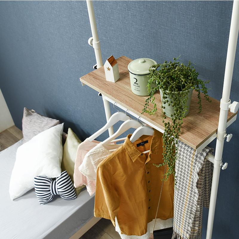 突っ張りハンガーラック 幅70cm つっぱり 壁面ラック 棚付き シェルフ |  | 02