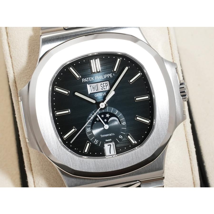 パテックフィリップ ノーチラス アニュアルカレンダー TIFFANY&CO. Ref.5726/1A-014 SS ブルー、ブラックグラデーション文字盤 | ノーチラス | 02