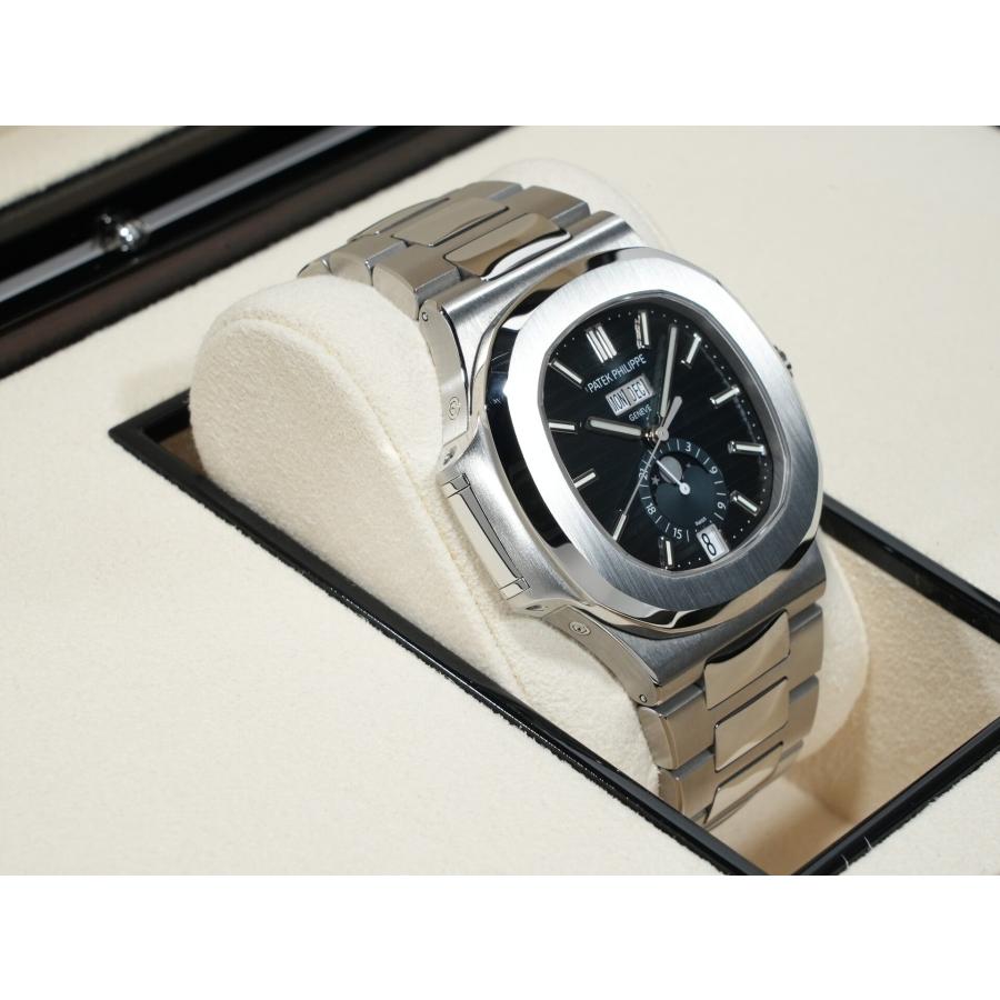 パテックフィリップ ノーチラス アニュアルカレンダー ムーンフェイズ Ref.5726/1A-014 ステンレススチール ブルー、ブラックグラデーション文字盤 | ノーチラス | 04