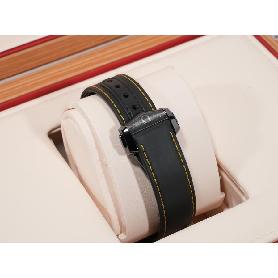 オメガ スピードマスター ダーク サイド オブ ザ ムー?ン Ref.310.92.44.50.01.001 ブラックセラミック スケルトン文字盤 | OMEGA | 05