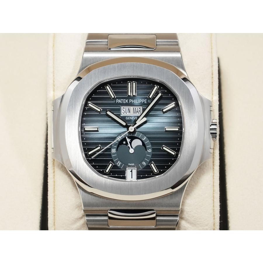 パテックフィリップ ノーチラス アニュアルカレンダー ムーンフェイズ Ref.5726/1A-014 ステンレススチール ブルー、ブラックグラデーション文字盤 | ノーチラス | 01