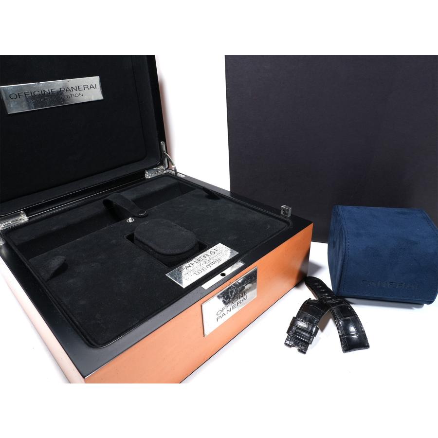 パネライ ラジオミール プラチナ クロノグラフ ヴェンペ リミテッドエディション Ref.PAM00218 プラチナ ブラック文字盤 | OFFICINE PANERAI | 11