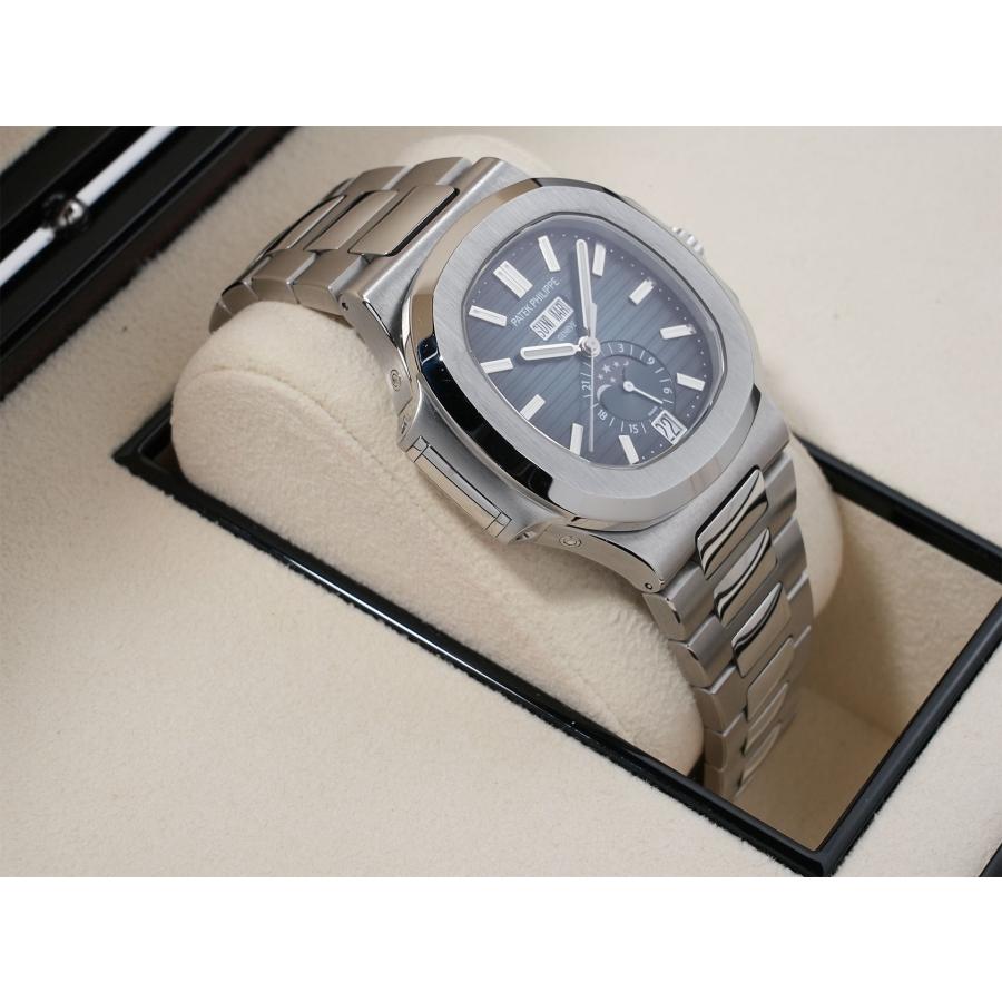 パテックフィリップ ノーチラス アニュアルカレンダー ムーンフェイズ Ref.5726/1A-014 ステンレススチール ブルー、ブラックグラデーション文字盤 | ノーチラス | 04