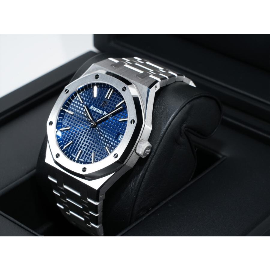 オーデマピゲ ロイヤルオーク Ref.15503BC.OO.1220BC.01 ホワイトゴールド ブルー文字盤 | ロイヤルオーク | 03