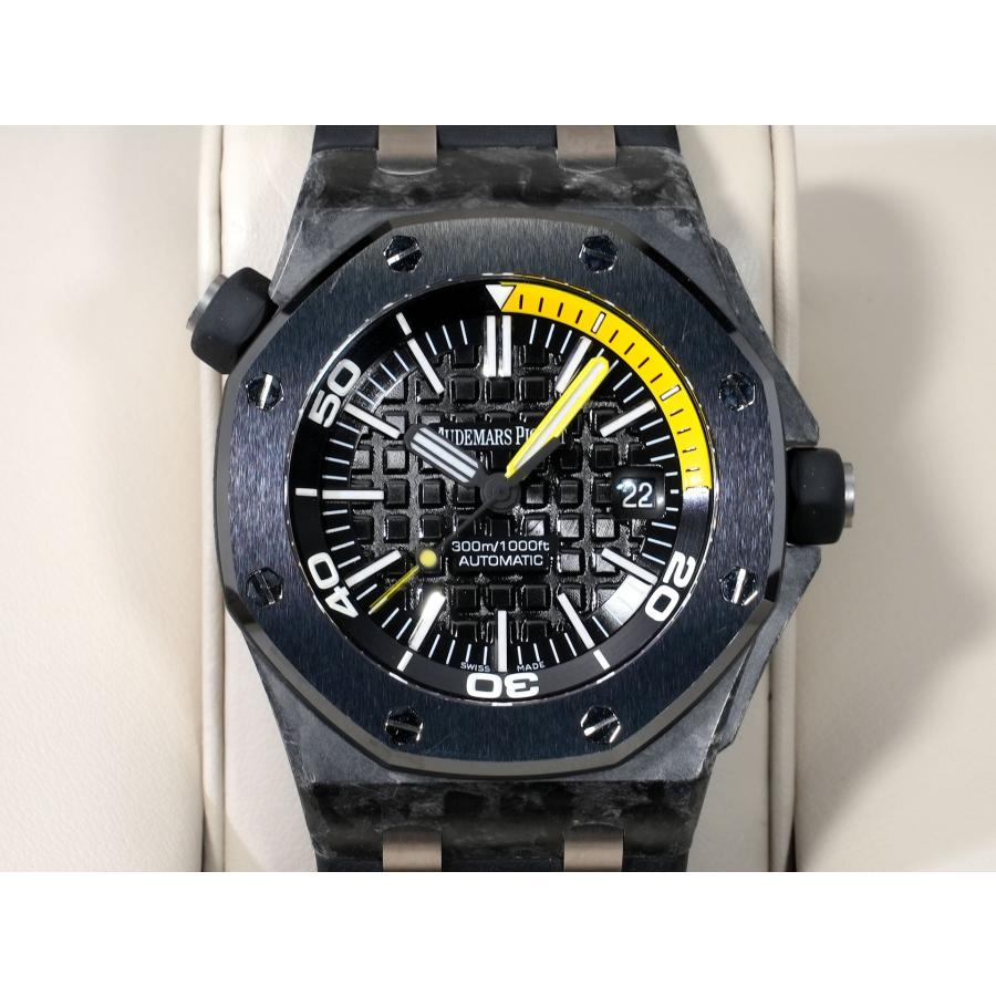 オーデマピゲ ロイヤルオーク オフショア ダイバー Ref.15706AU.OO.A002CA.01 カーボン ブラック文字盤 | AUDEMARS PIGUET | 01