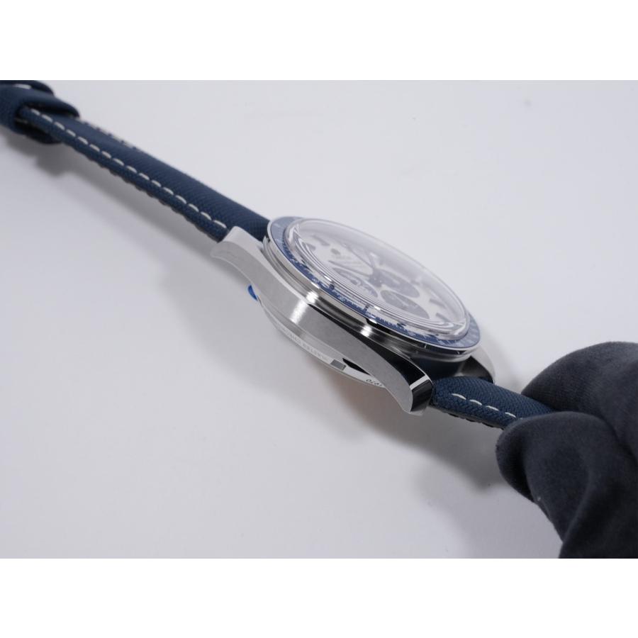 オメガ スピードマスター 記念モデル コーアクシャル マスター クロノメーター クロノグラフ 42MM Ref.310.32.42.50.02.001 ステンレススチール シルバー文字盤 | OMEGA | 04