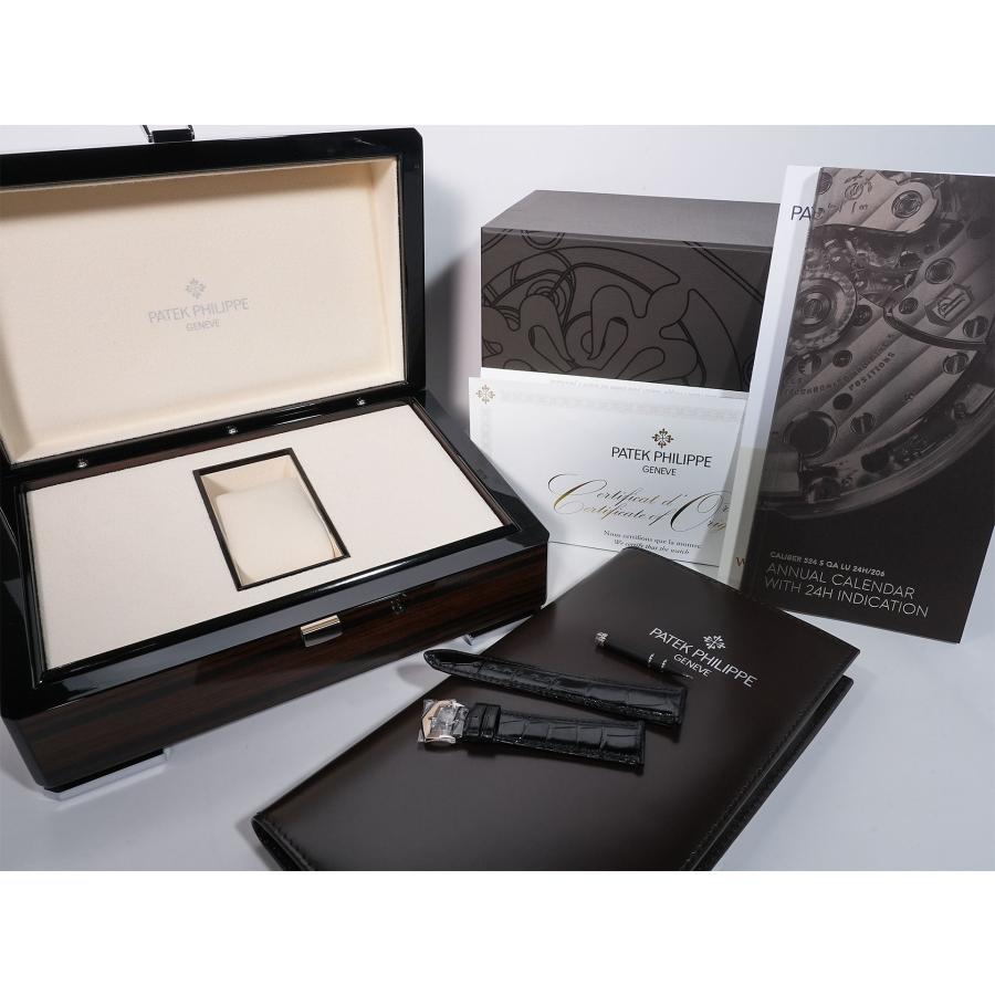 パテックフィリップ アニュアルカレンダー Ref.5205G-013 ホワイトゴールド ブルーブラックグラデーション文字盤 | PATEK PHILIPPE | 11