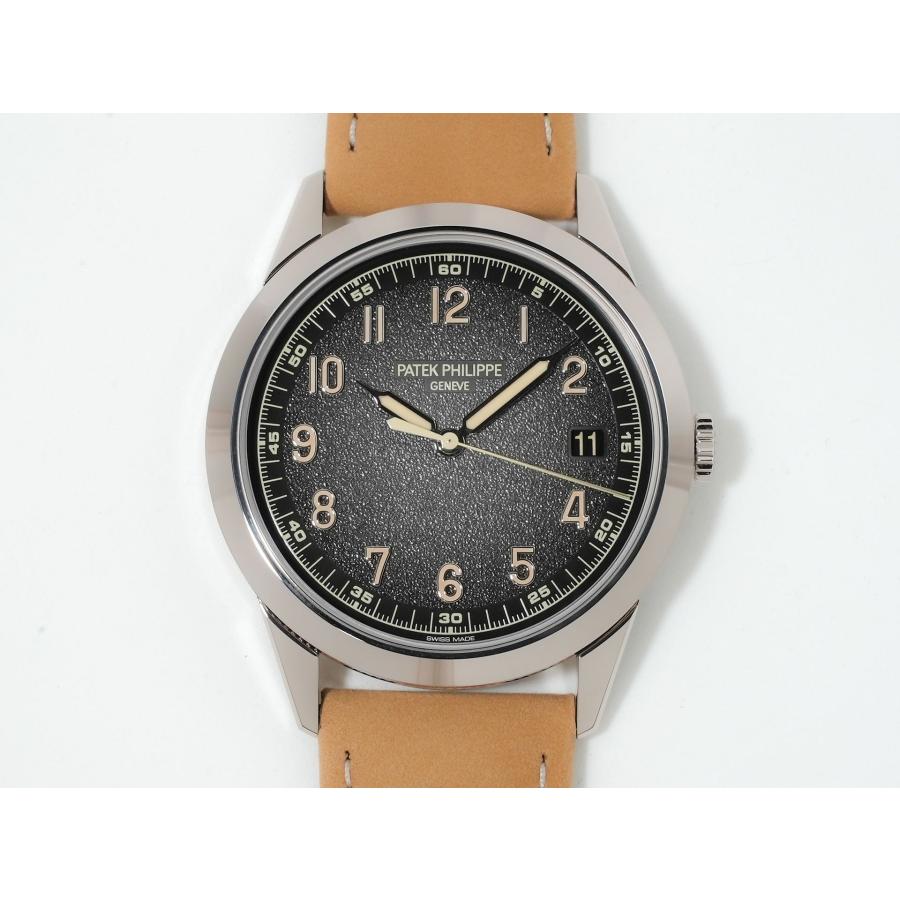 パテックフィリップ カラトラバ Ref.5226G-001 ホワイトゴールド ブラックグラデーションのテクスチャード ラック アントラサイト文字盤 | カラトラバ | 01